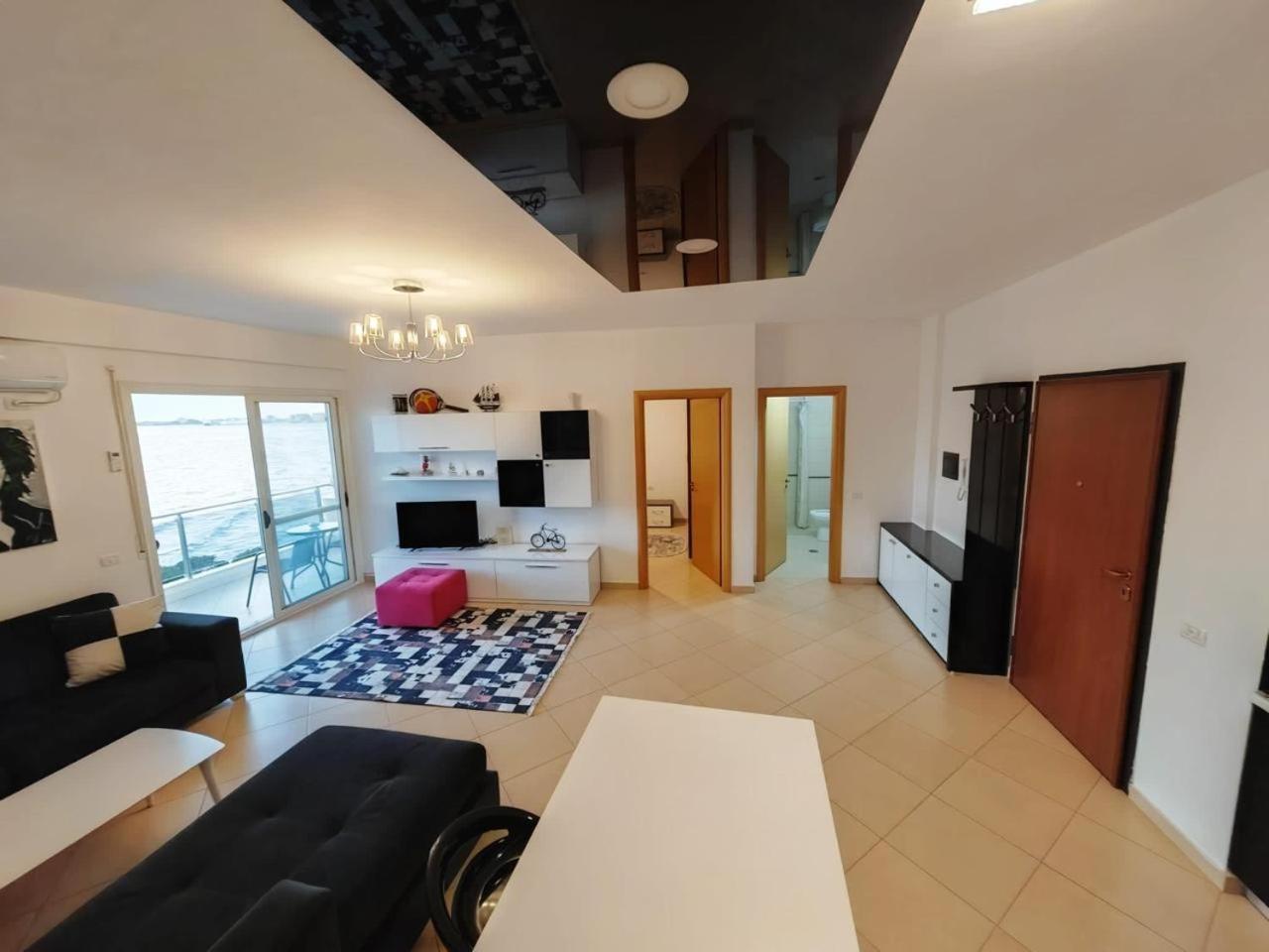 Asta Apartments Free Private Parking Vlorë Eksteriør billede